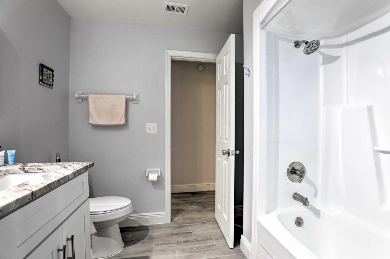 Updated Tavares Retreat Less Than 1 Mile To Boat Ramp エクステリア 写真